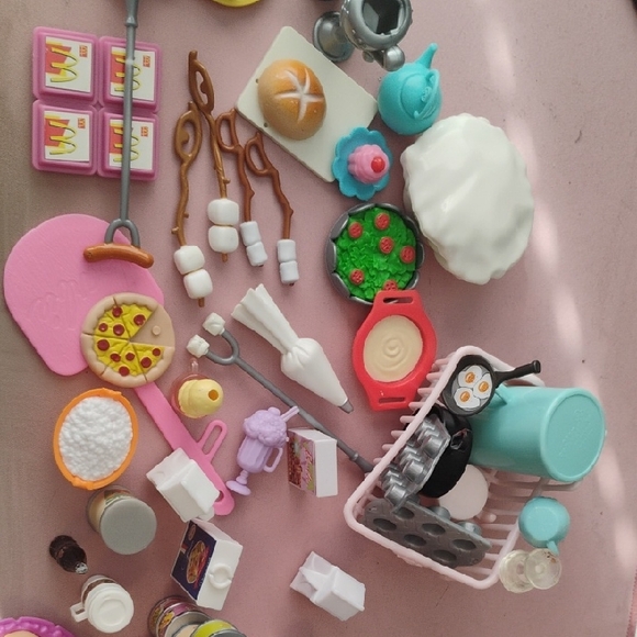 Barbie Other - Barbie Kitchen & Food Playset - Pink, Teal, White